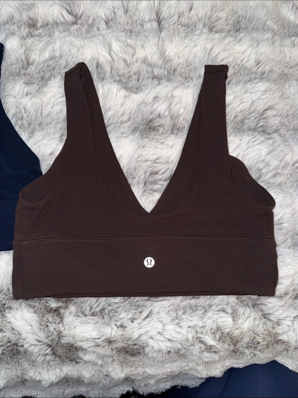 Lululemon align v-neck bra bundle - Picture 2 of 7